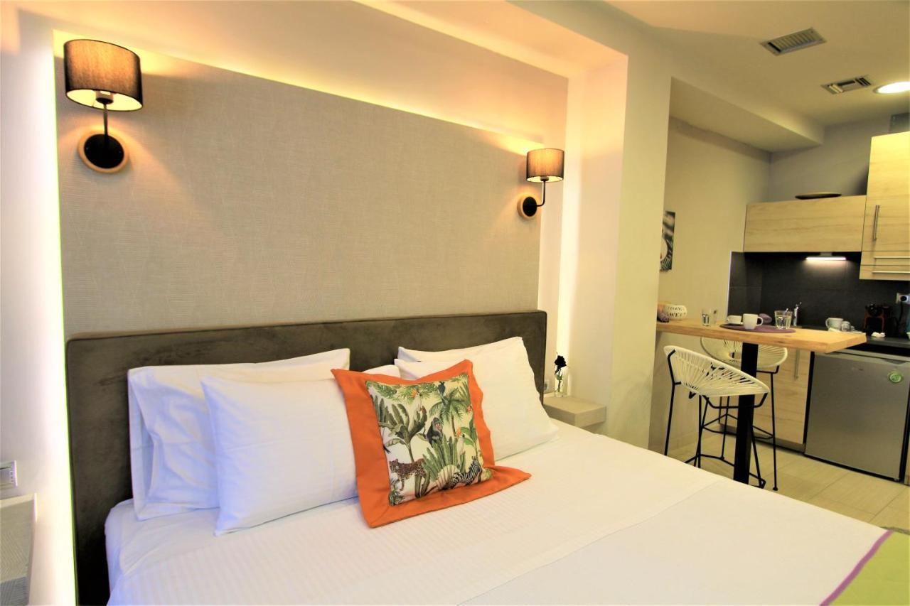 Aiolos Apartments Ermou 64 2Nd Floor Suites Athene Buitenkant foto